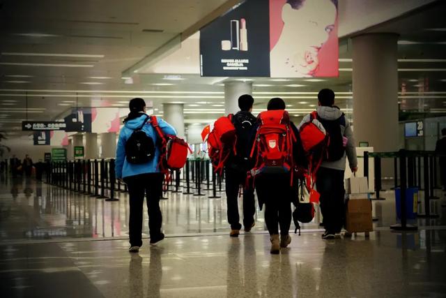 华山医院北院：庆祝医师节！抗疫图谱致敬每一位医务工作者