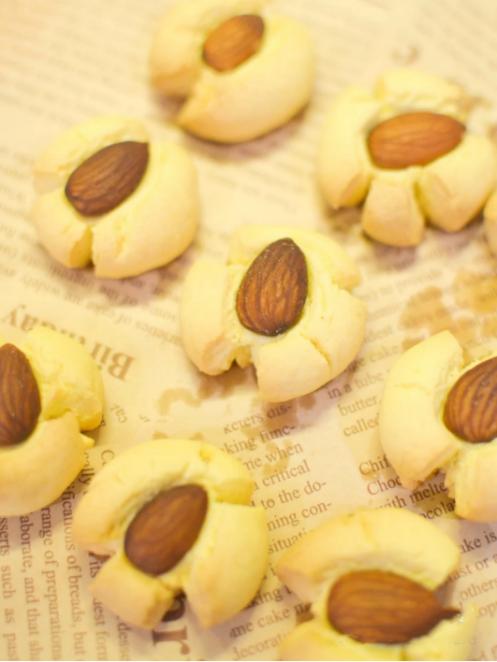 天虹牵手顶级淘宝主播，天虹牌巴旦木首秀李佳琦直播间，5分钟售罄18万包！