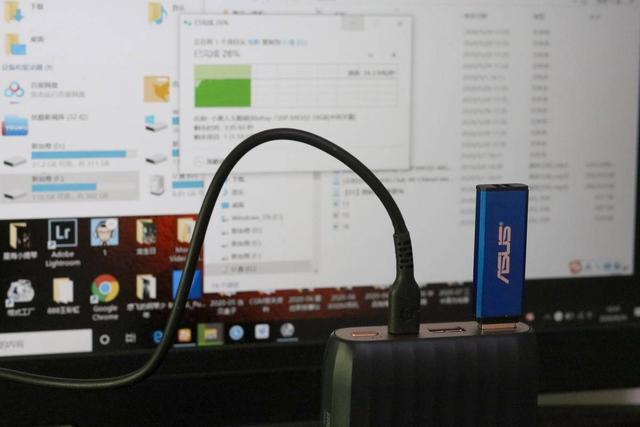 双向45W+扩展坞，ZENDURE给你内外均轻奢的体验