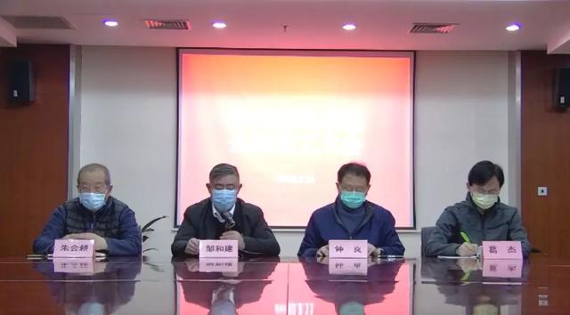 华山医院北院：庆祝医师节！抗疫图谱致敬每一位医务工作者