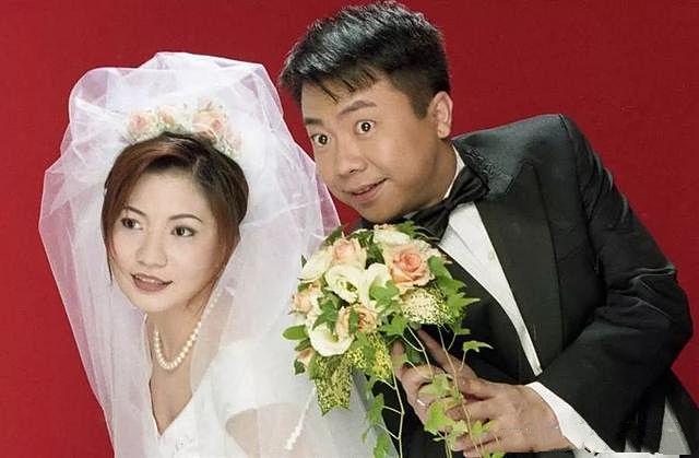 结婚21年的模范夫妻 如今面临婚姻危机 老婆出轨游泳教练 每日要闻