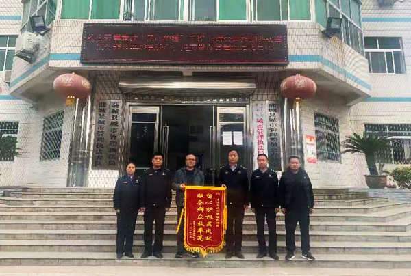 蒲城县城市管理执法局:全力推进党建“留心护根”工程 蒲城县城市管理执法局:全力推进党建“留心护根”工程