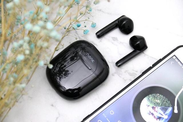 小巧精致，颜值之选，南卡Lite真无线通话降噪耳机