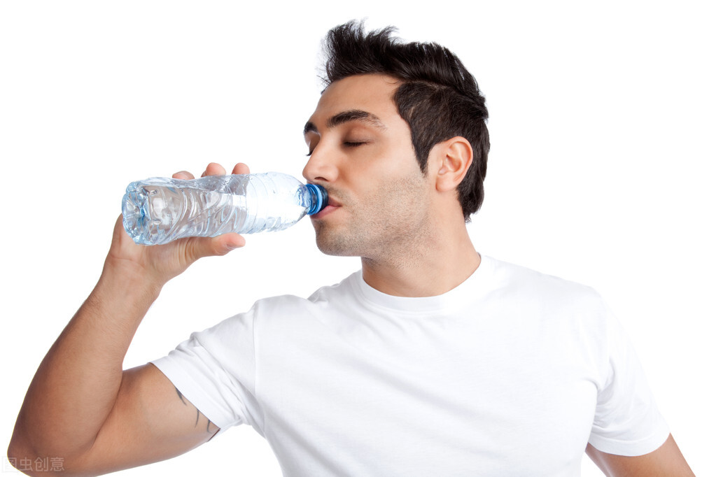 How Does Distilled Water Help You Lose Weight