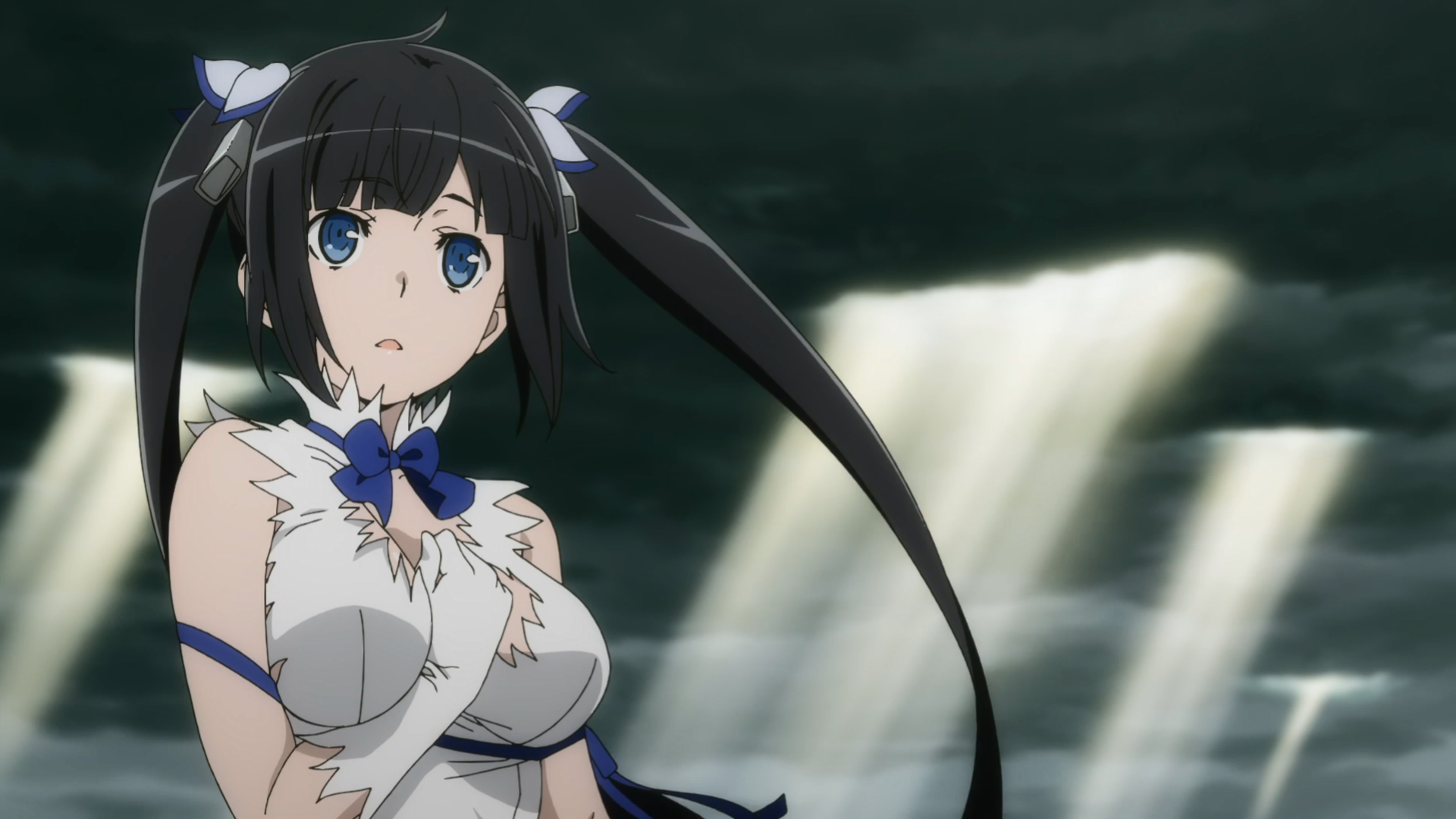 虽说赫斯缇雅眷族贝尔等人还是在行动过程中遮遮掩掩,但是大家都心知