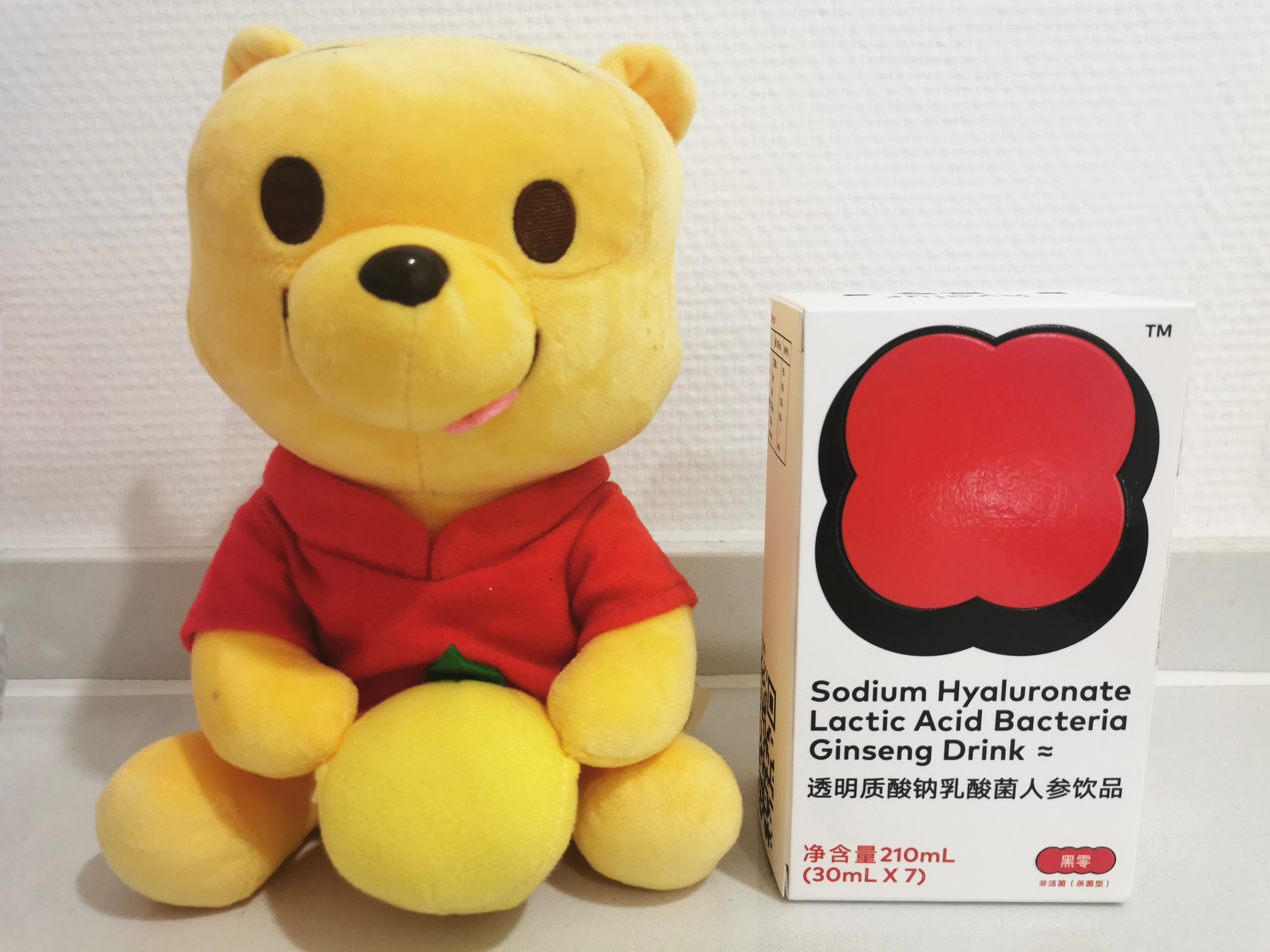 这款玻尿酸人参饮，除了补水，还是可随身携带的养护“小助手”