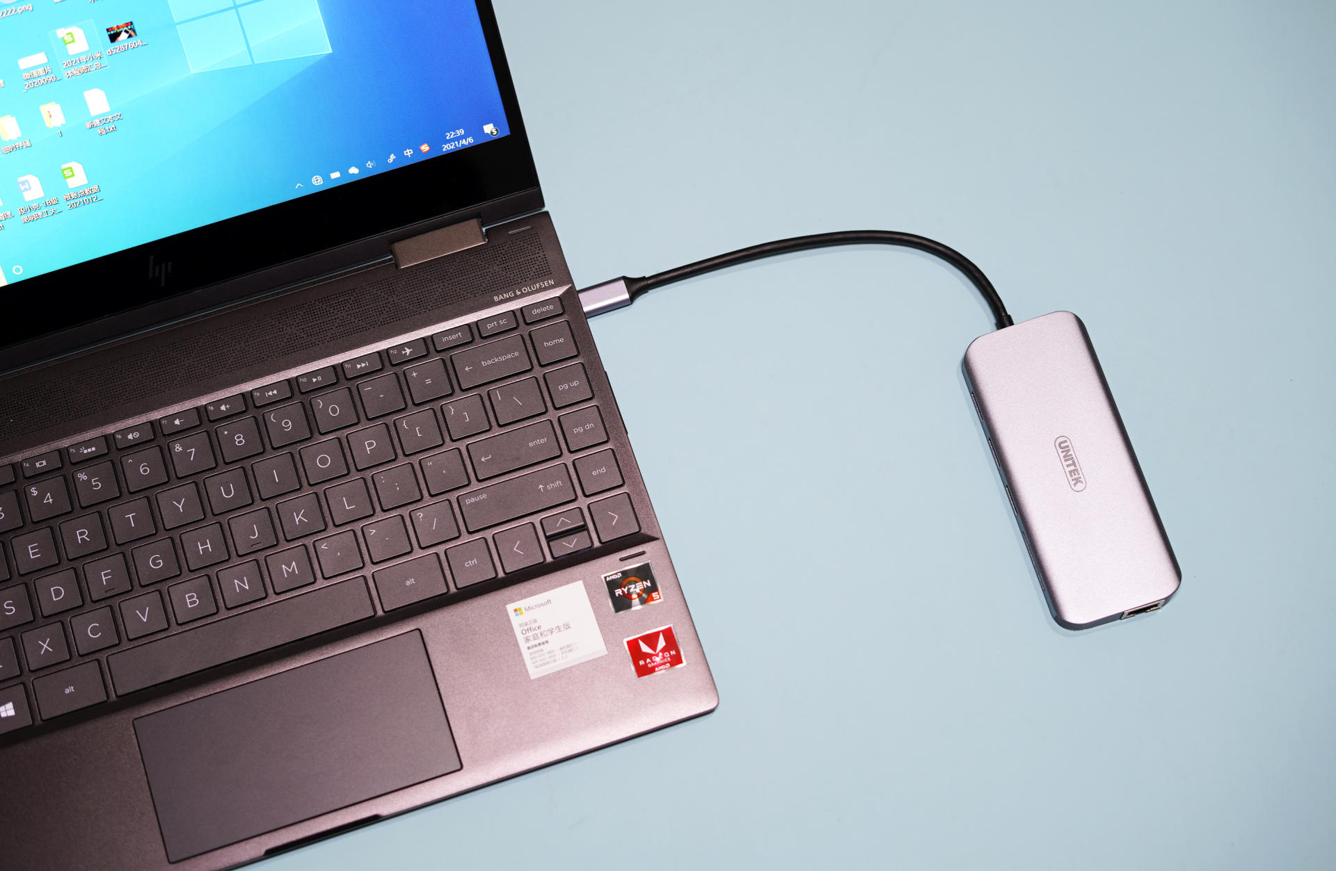 电脑接口不够用、不好用？一个扩展坞告诉你接口大满贯有多方便