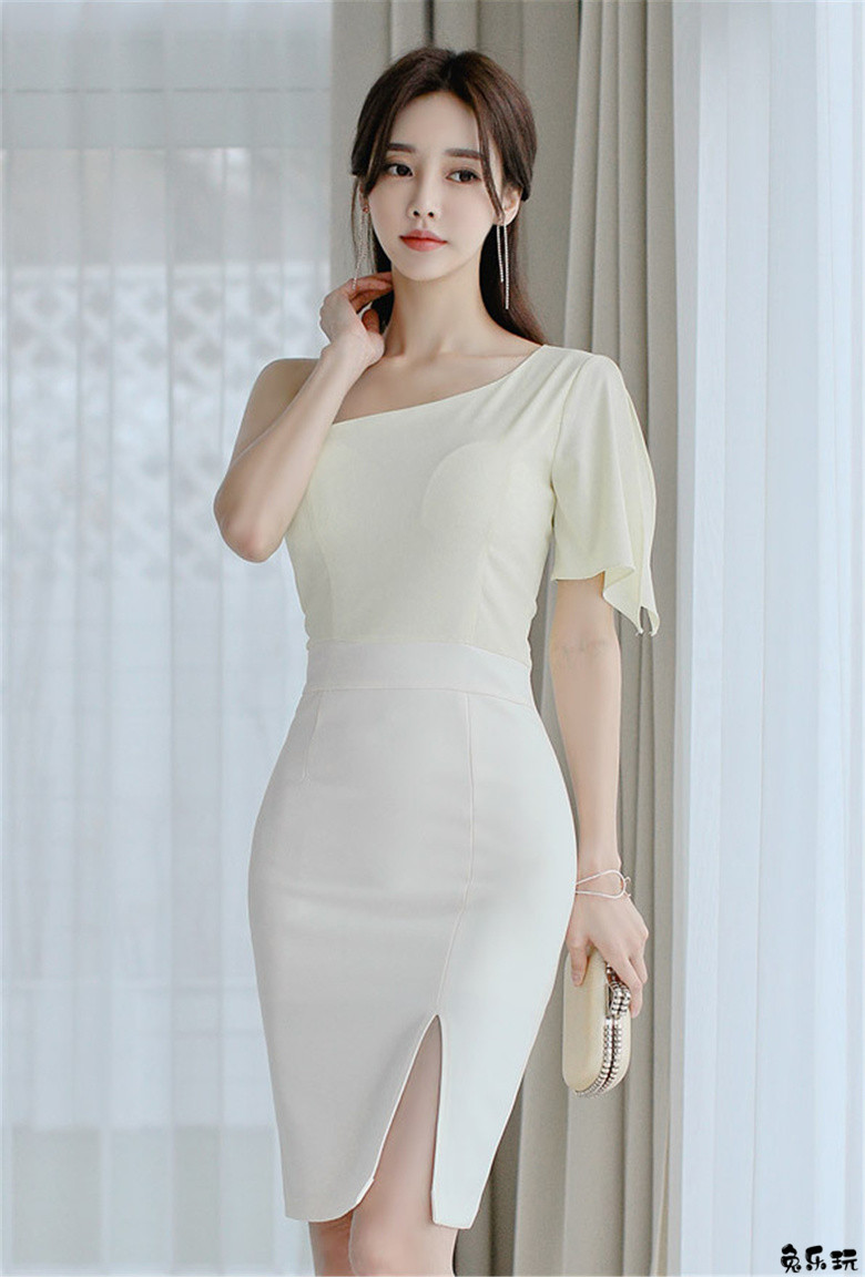 孙允珠：白娥凝露初曦单斜肩及膝礼裙