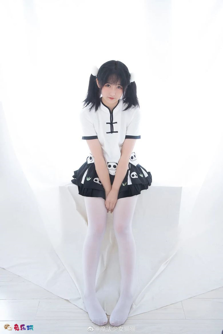 魔法少女猫猫丨可爱的熊猫MM