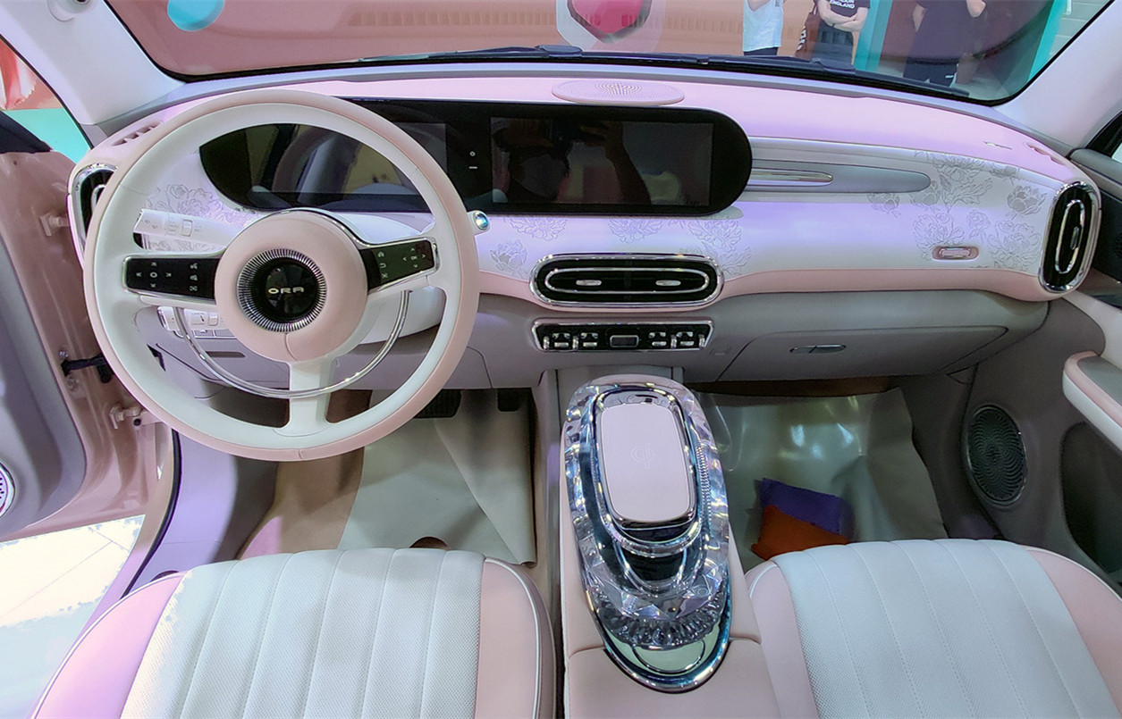 The Great Wall version of the "Beetle", the new Ora Ballet Cat real car unveiled, the pink interior is very bright