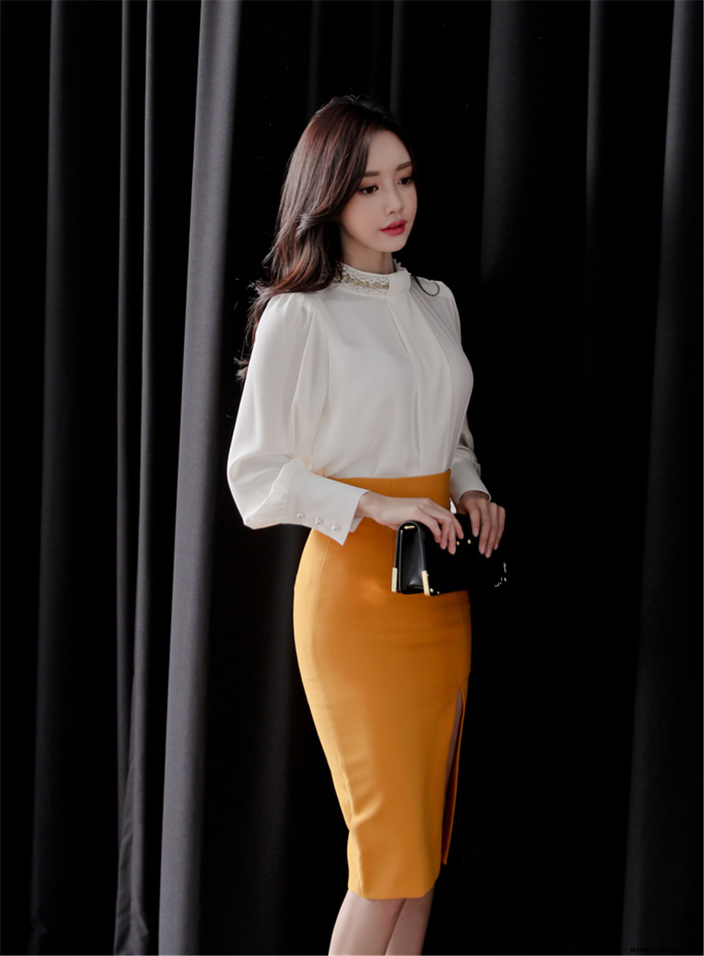 孙允珠丨费加罗白雪北欧宫廷高雅衬衫