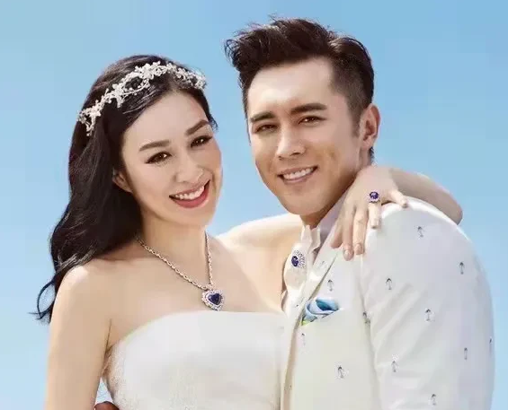 Zhong Liti Secretly Bought A Crystal Dress Of 500 000 Yuan Zhang Lunshuo Yelled And Returned The Dress Without Divorce Inews