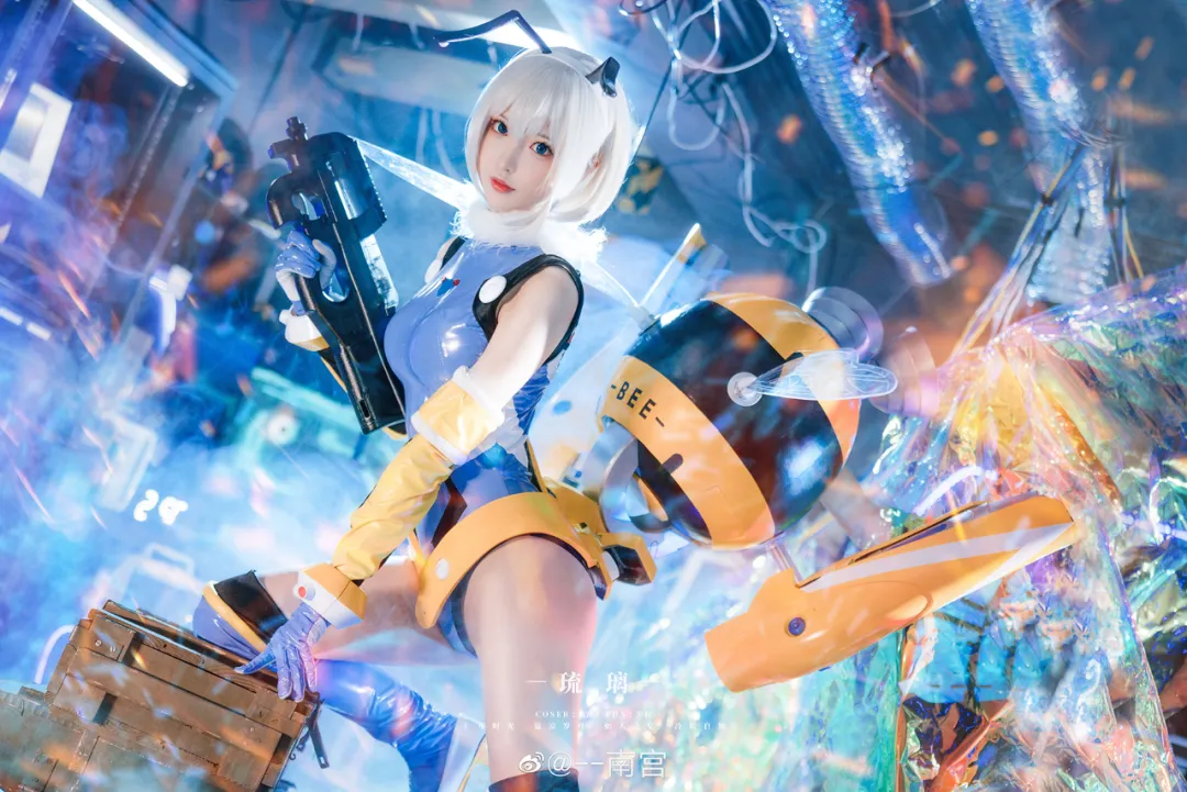 &#8211;南宫图包合集精选丨《雏蜂》琉璃