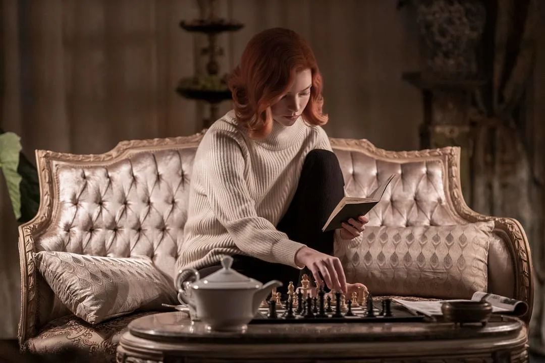 女王的棋局优雅与自由的时尚秘笈