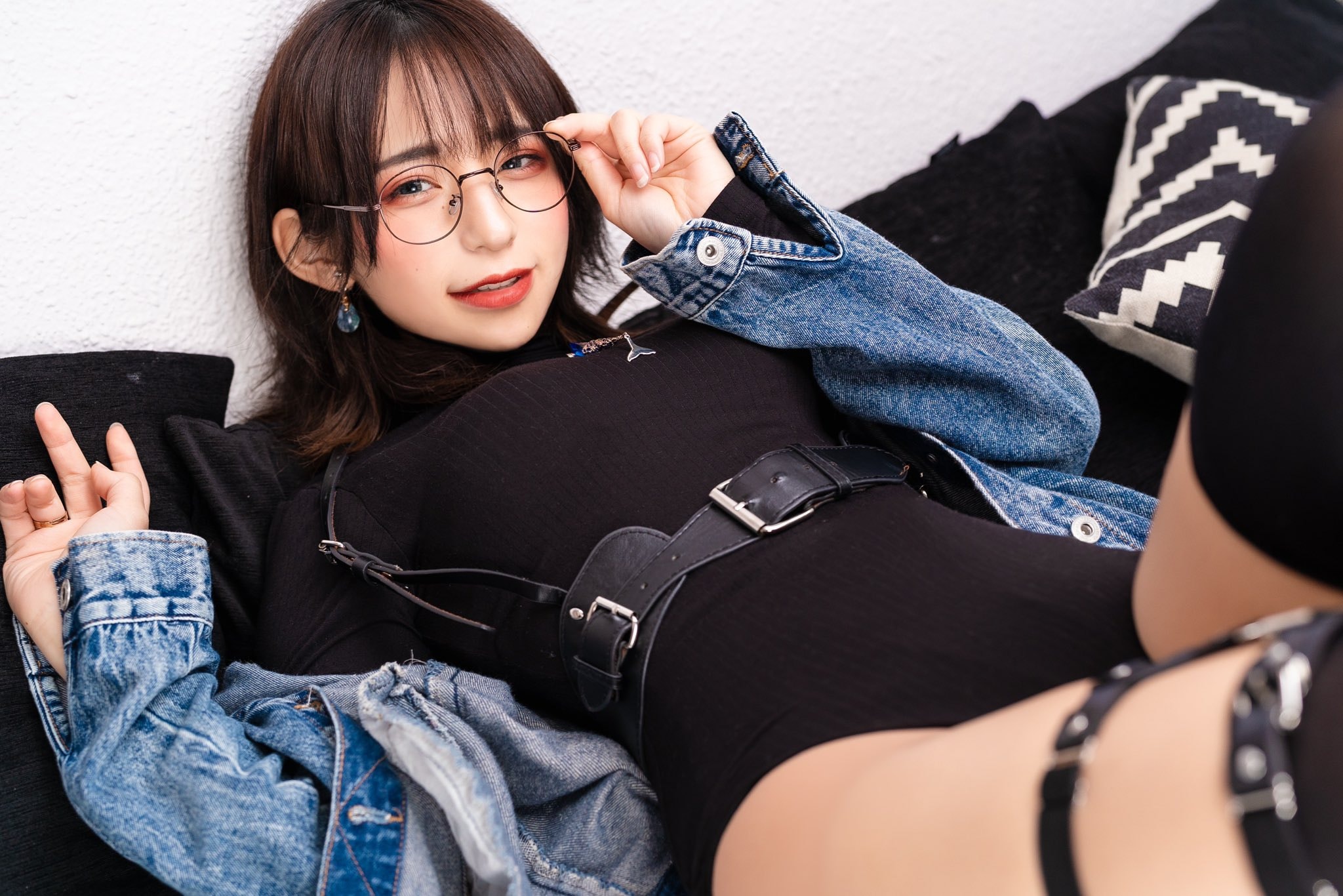 日本新晋人气Coser！短发樱花妹九重はる死库水让人大饱眼福！