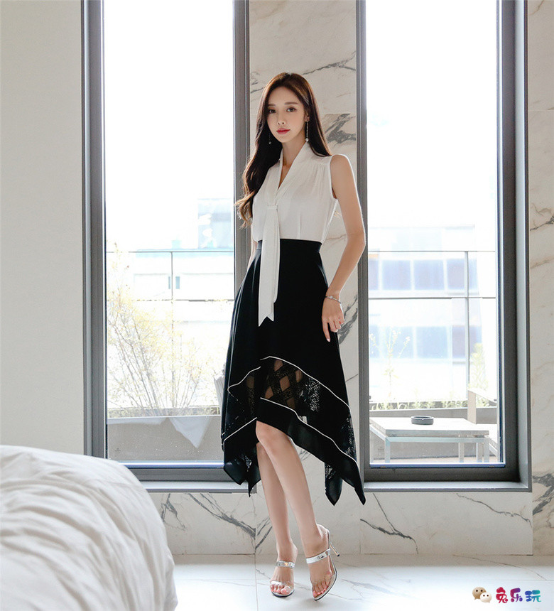 孙允珠：简式系带纯白初恋香风职业裙