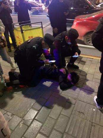 土耳其驻华使馆官员协助重庆民警抓获“嫌疑人”