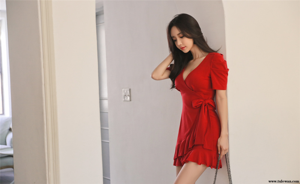 孙允珠丨阿拉贡鸢红热情曼妙少女舞裙