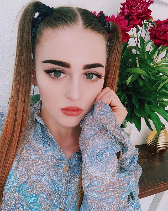 极具战斗民族特色的健身正妹！俄罗斯金刚芭比Julia Vins挑战你的神经！